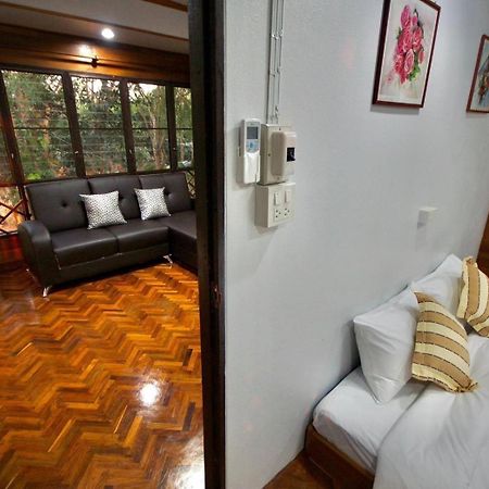 เรือนสารภี Apartment Phrae Exterior photo