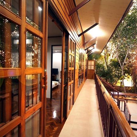 เรือนสารภี Apartment Phrae Exterior photo